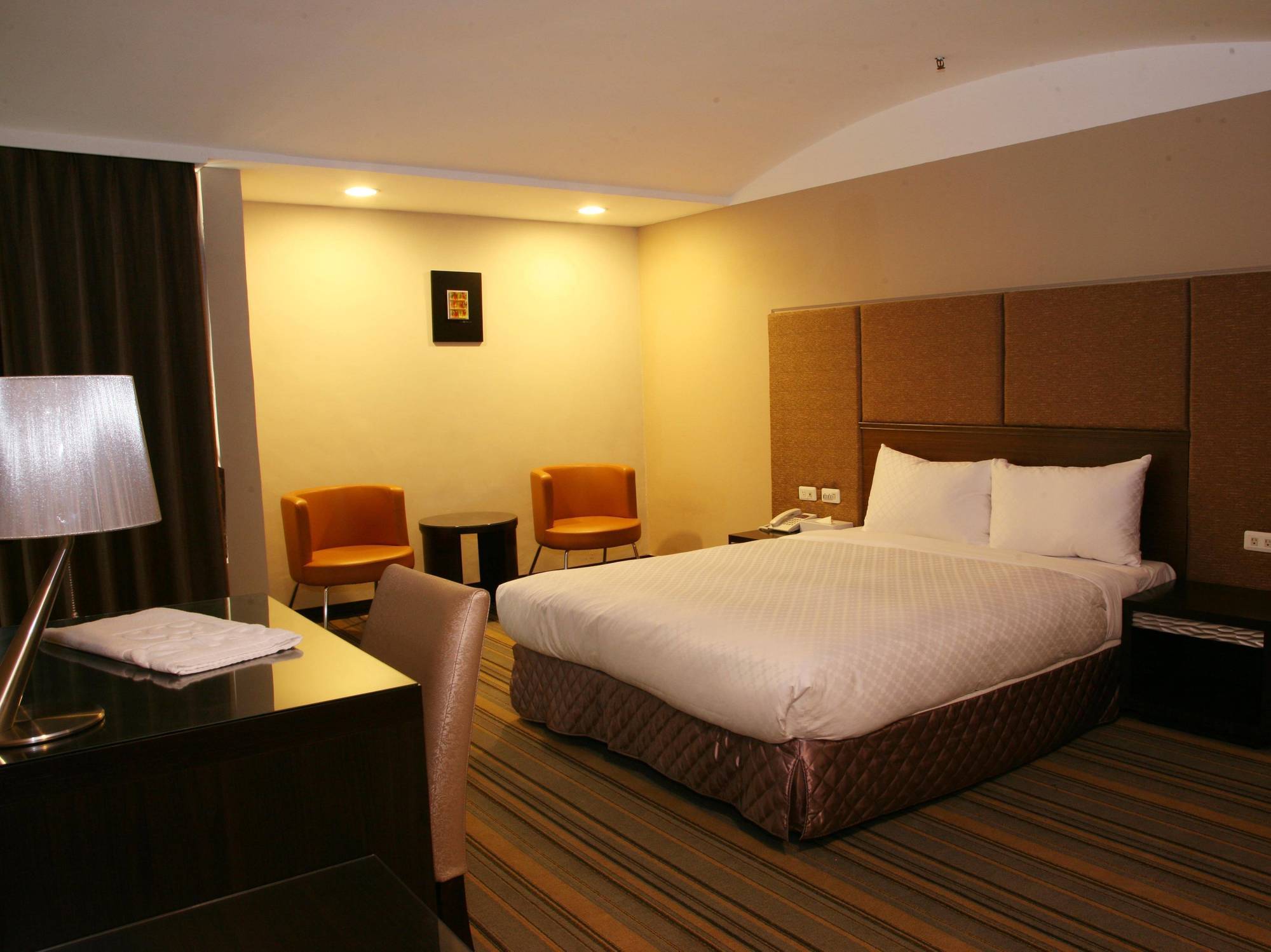 Yoyo Hotel Chiayi City Dış mekan fotoğraf
