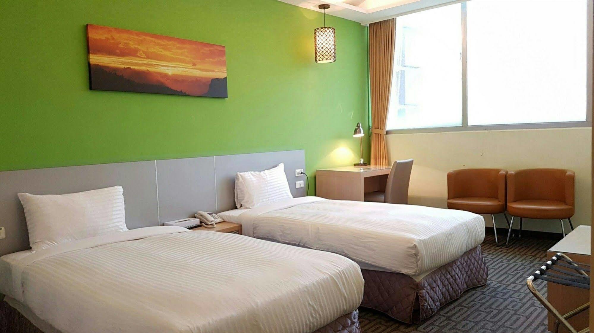 Yoyo Hotel Chiayi City Dış mekan fotoğraf