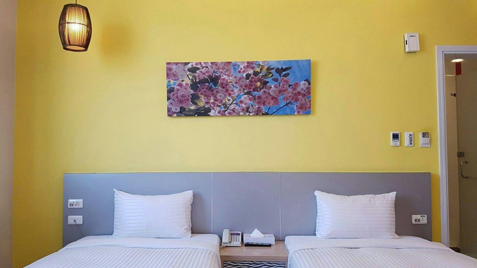 Yoyo Hotel Chiayi City Dış mekan fotoğraf