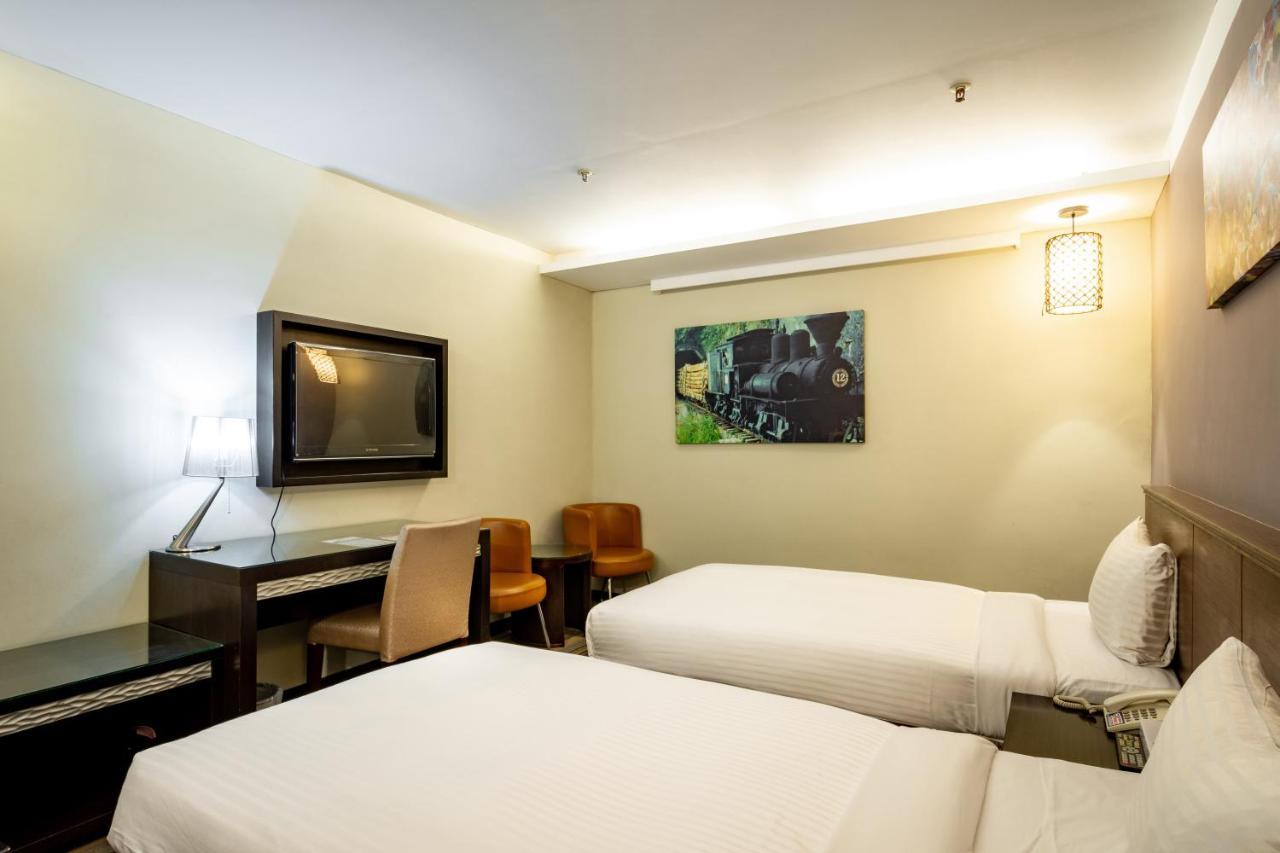 Yoyo Hotel Chiayi City Dış mekan fotoğraf
