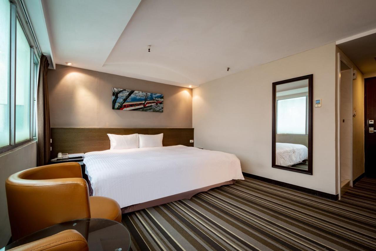 Yoyo Hotel Chiayi City Dış mekan fotoğraf