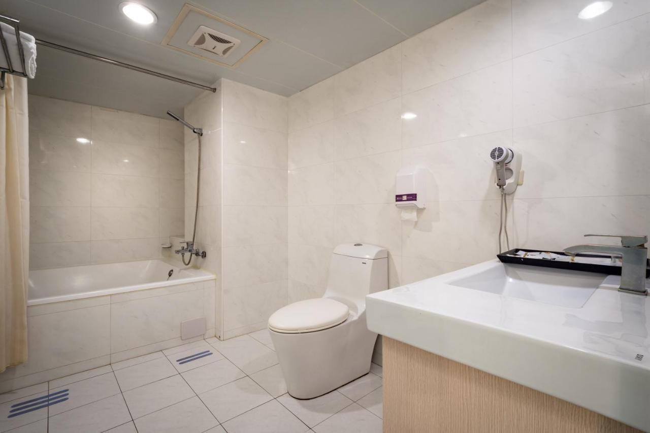 Yoyo Hotel Chiayi City Dış mekan fotoğraf