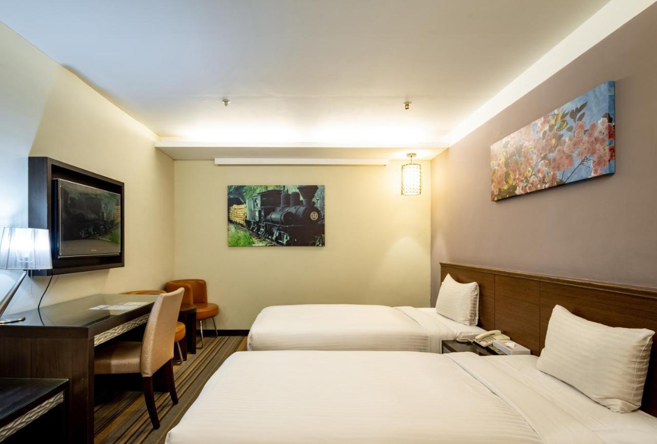 Yoyo Hotel Chiayi City Dış mekan fotoğraf
