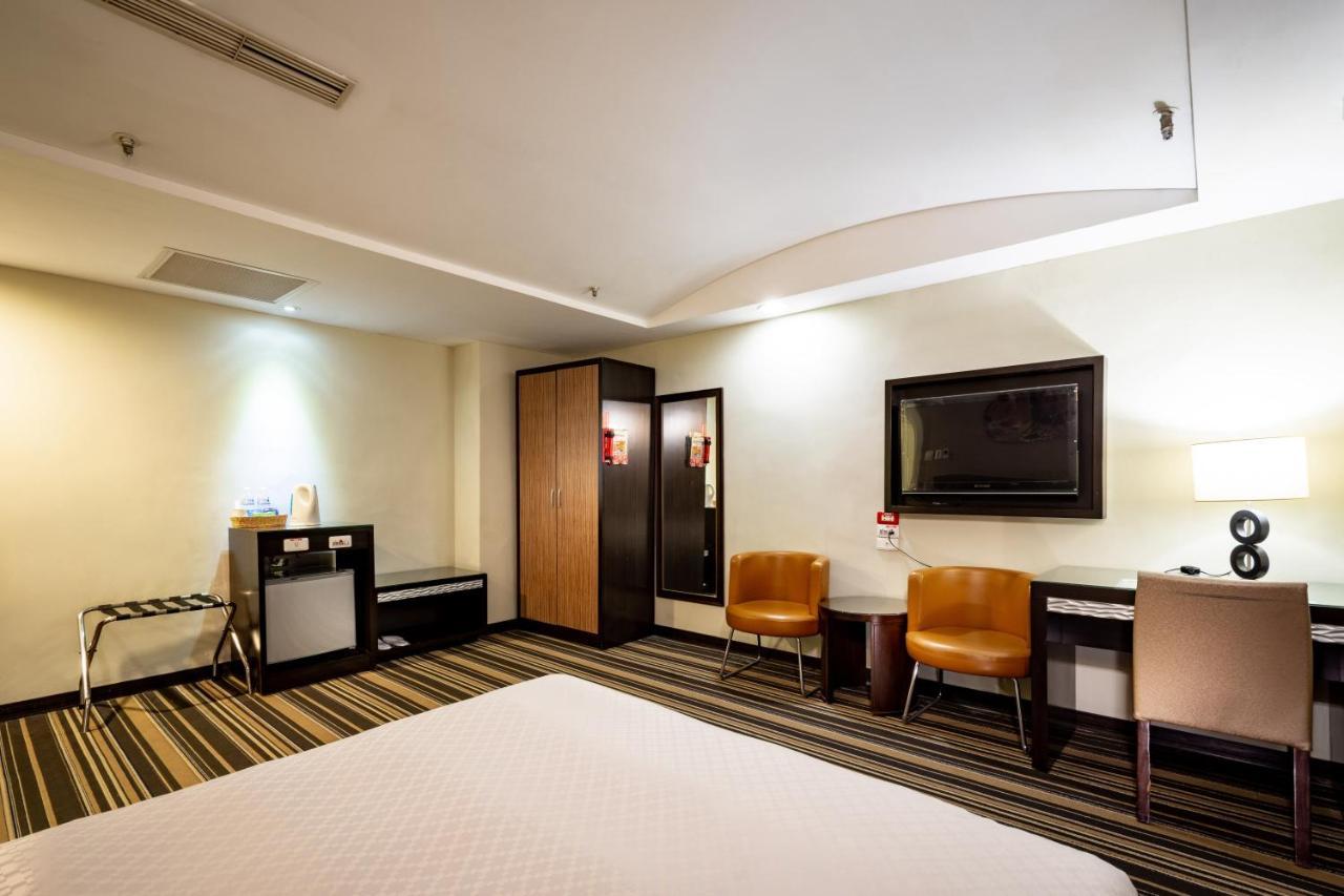 Yoyo Hotel Chiayi City Dış mekan fotoğraf