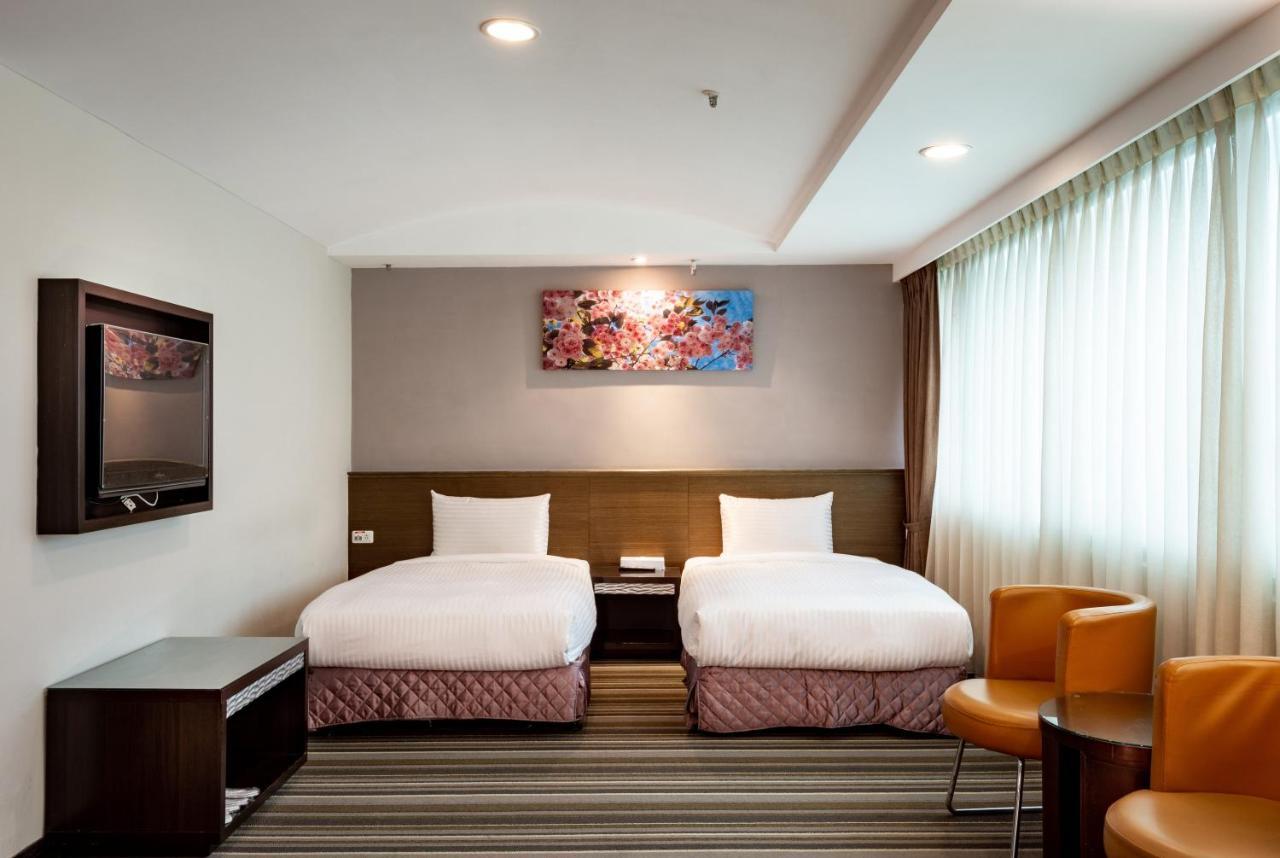Yoyo Hotel Chiayi City Dış mekan fotoğraf